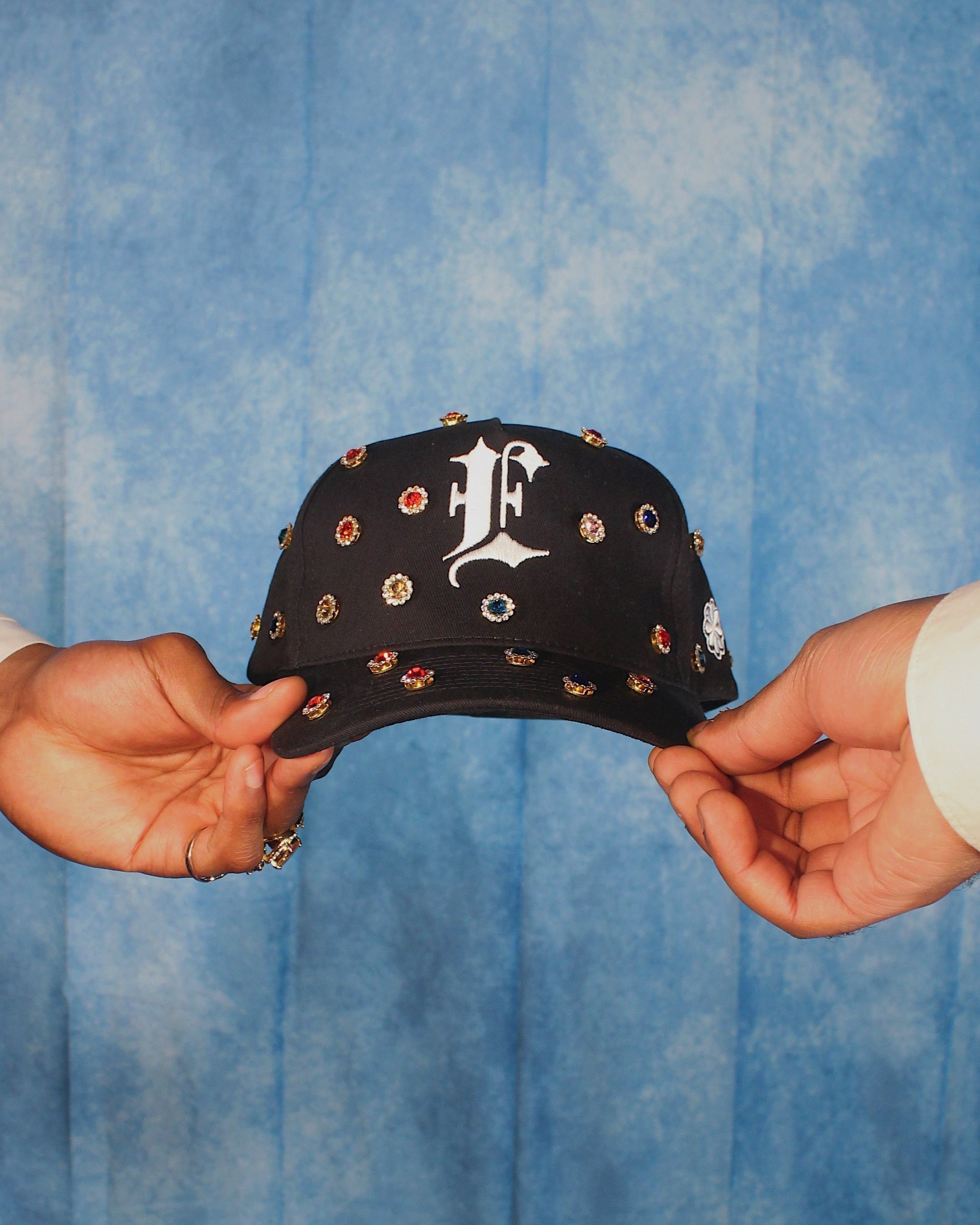 Gemstones Cap (multi-colors gemstones)